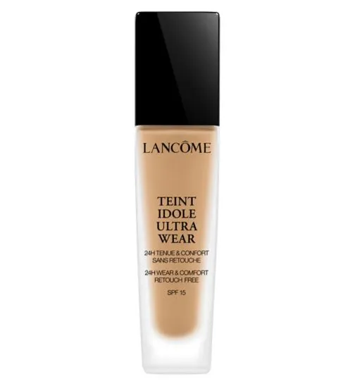 FEMMENORDIC's choice in the Lancome vs Clarins competition, the Lancome Teint Idole Ultra Wear.