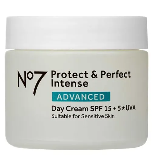 FEMMENORDIC's choice in the No 7 vs Olay comparison, the No7 Protect & Perfect Day Cream