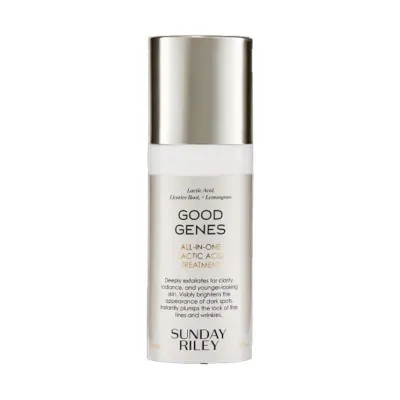 Good Genes Lactic Acid Treatment by Sunday Riley, deeply exfoliates the dull surface of the skin for instant glow and radiance. 